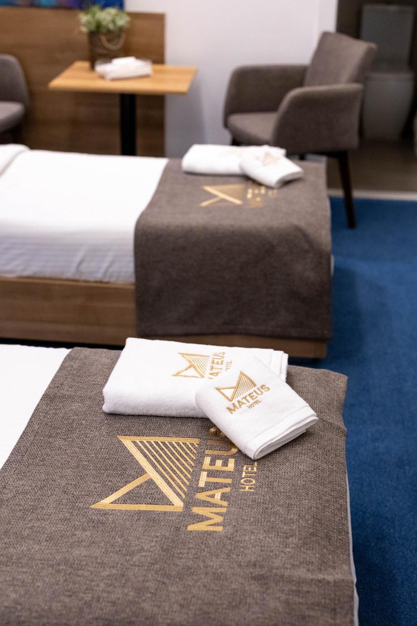 Mateus Hotel & Pool 朱尼耶 外观 照片