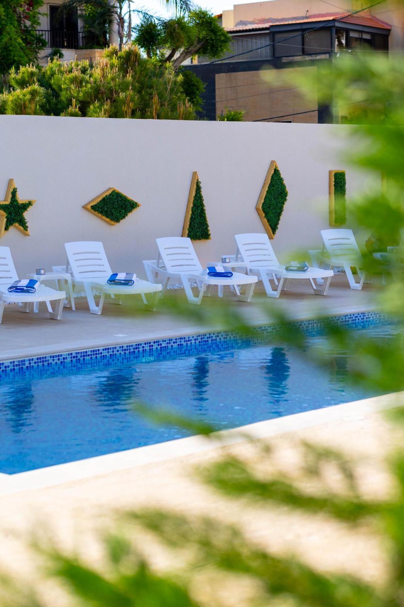 Mateus Hotel & Pool 朱尼耶 外观 照片